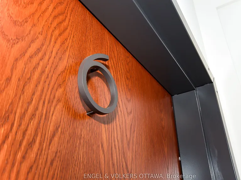 35 Monk St #6 — Photo 2