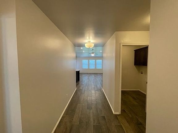 4th image of 4325 Willow Run