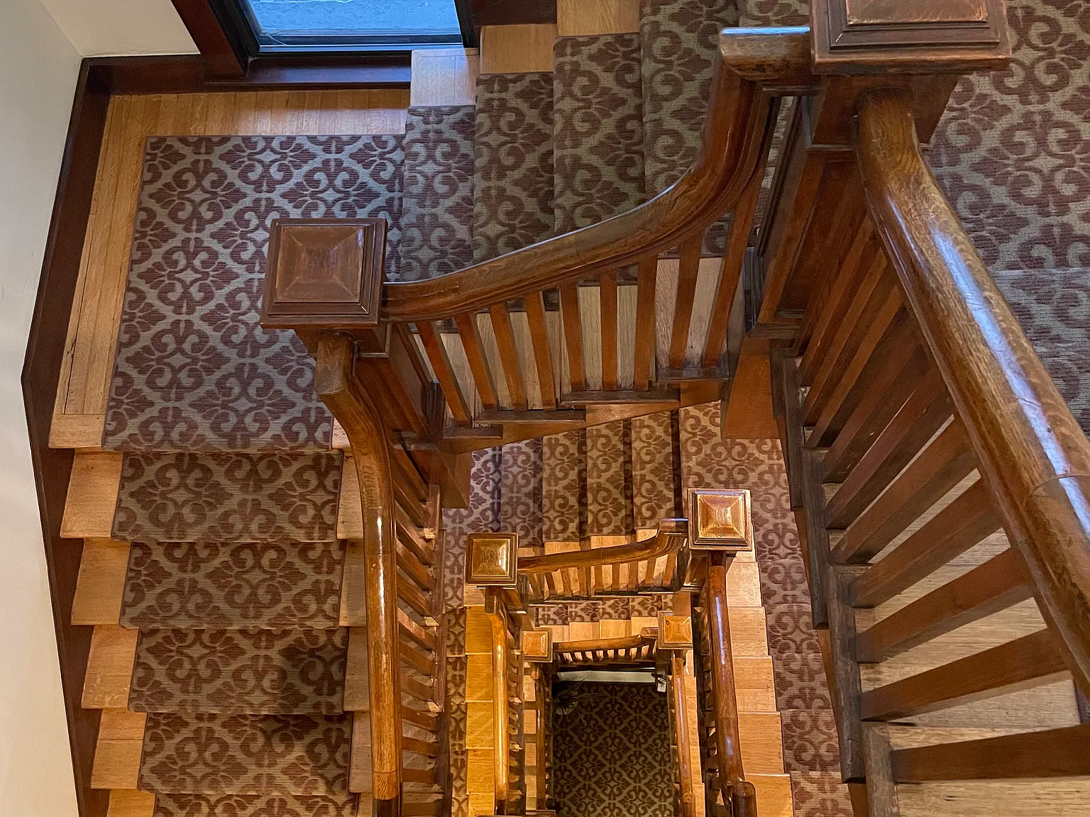 2 bed, 717 sqft, $1,700 — Photo 3