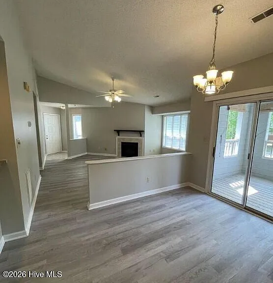 102 Breezewood Dr #G — Photo 8