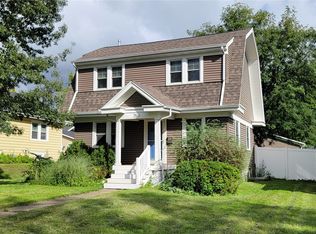 2511 B Ave NE, Cedar Rapids, IA 52402