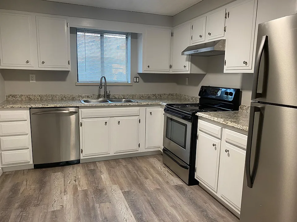 2903 State Farm Road - 5