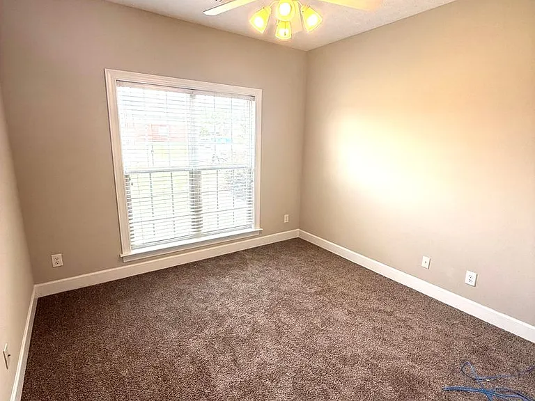 616 Coleman Way — Photo 12
