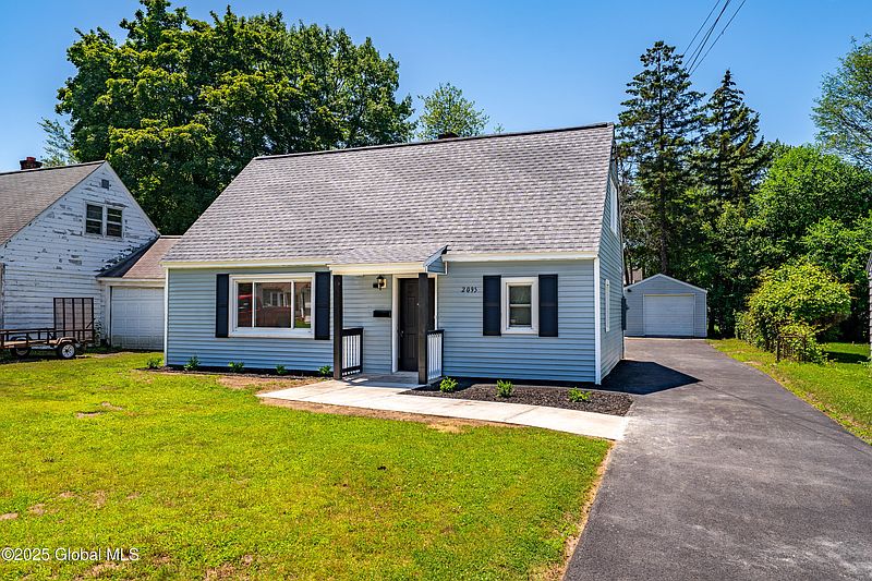 2nd image of 2095 Fiero Avenue