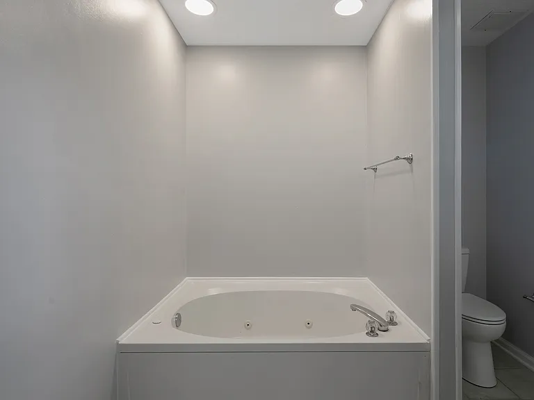 295 Warton Ln #7 — Photo 7