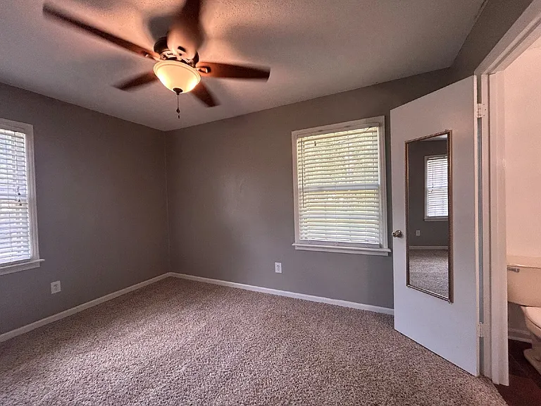 301 La Grange Rd — Photo 10
