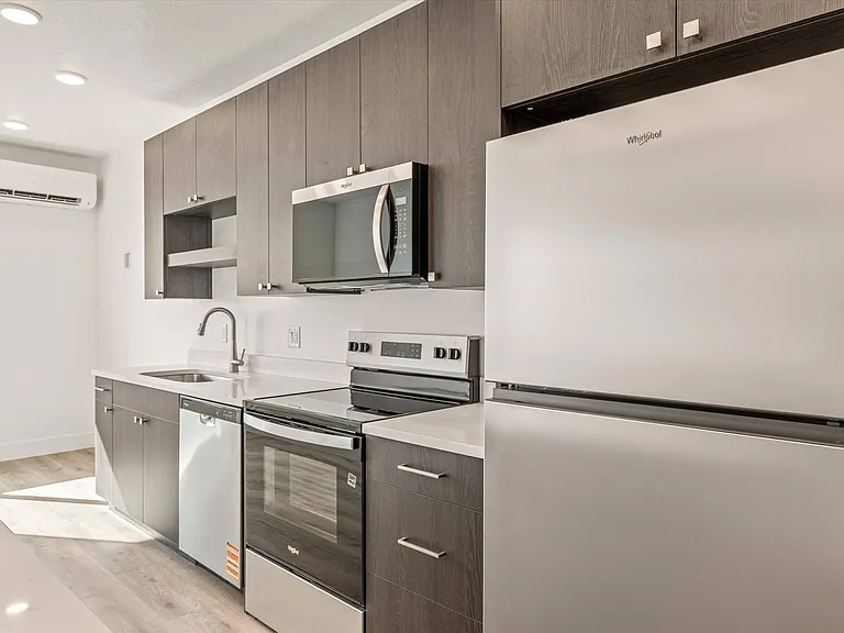 Shadow Ridge Apartments — Photo 60