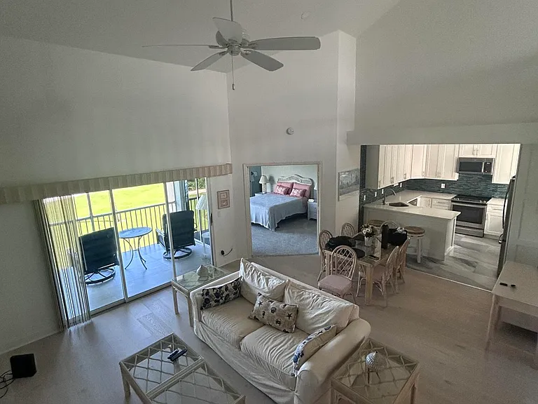 Fairway Dr N — Photo 4