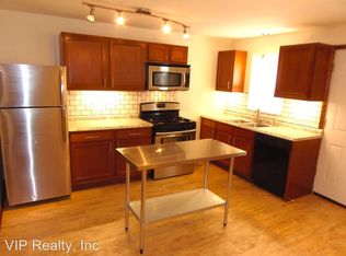 2885 Wicklow Rd, Columbus, OH 43204