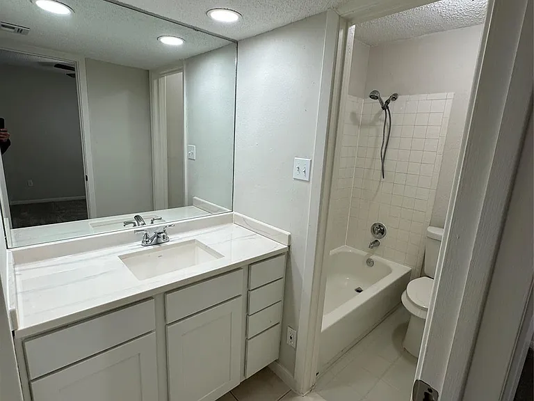 1500 Bay Area Blvd #155 — Photo 11
