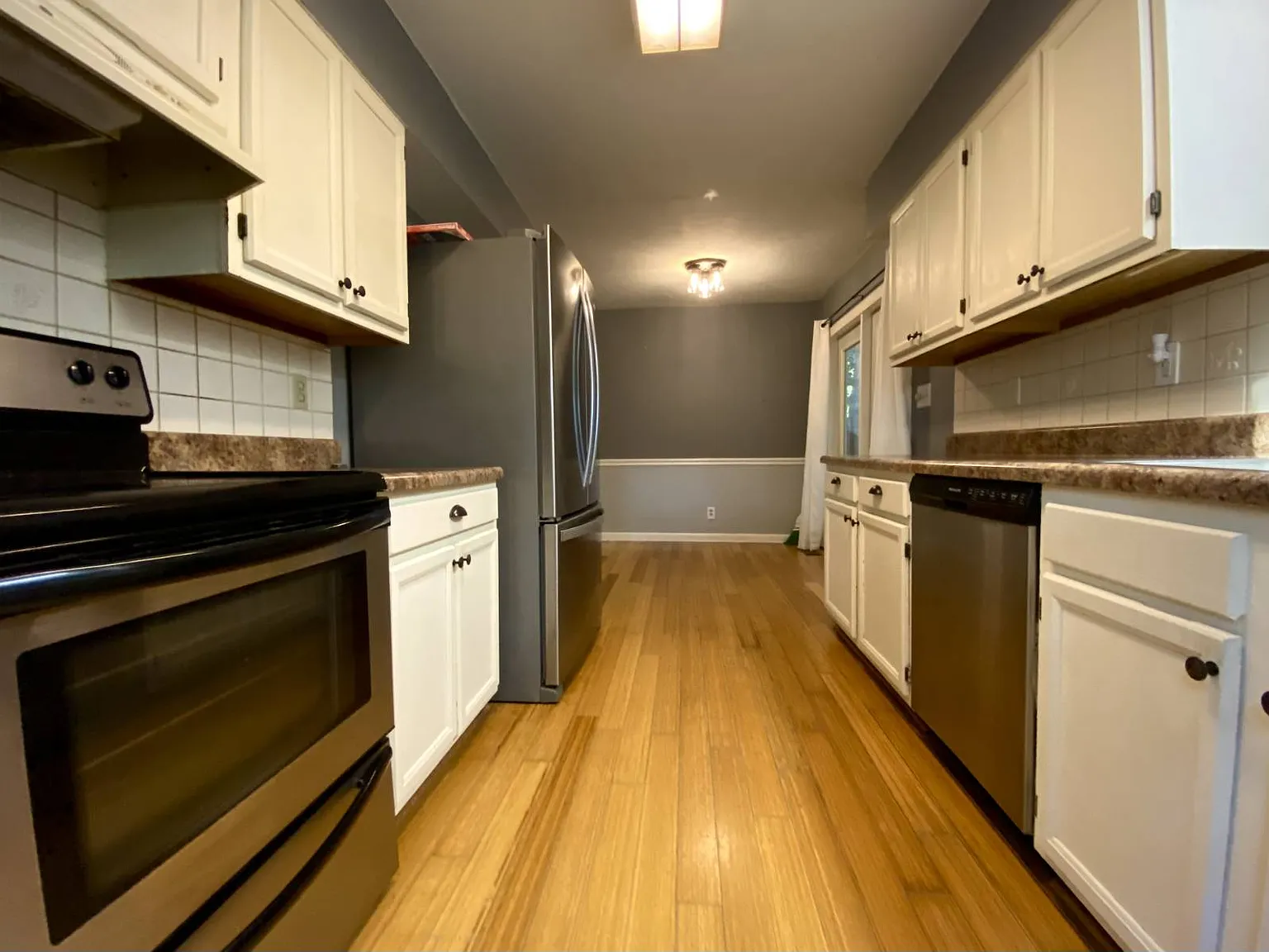3 bed, 1440 sqft, $2,220 — Photo 4