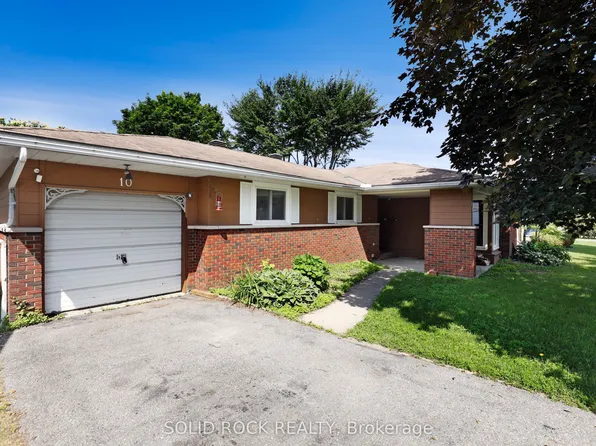 10 Orr St, Ottawa, ON K2J 1E6