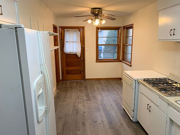 3rd image of 2638 W Carmen Ave
