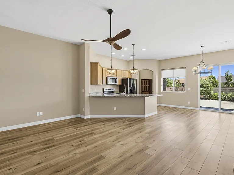 6411 E Marley Ave — Photo 7