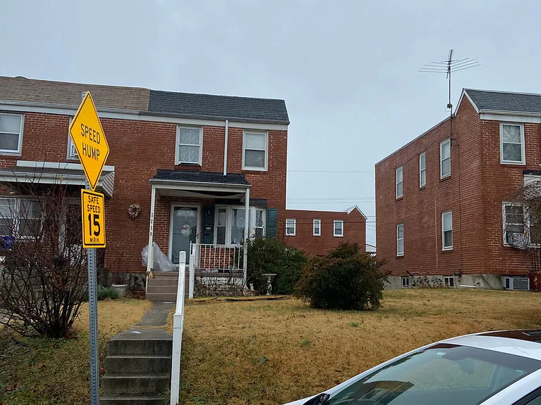 1216 Pine Heights Ave — Photo 4