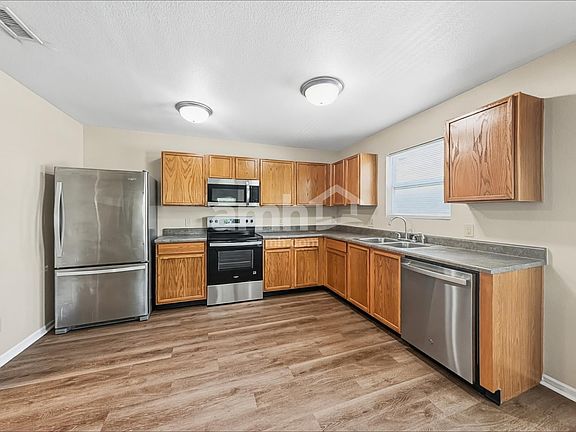4th image of 10175 Cumberland Pointe Blvd