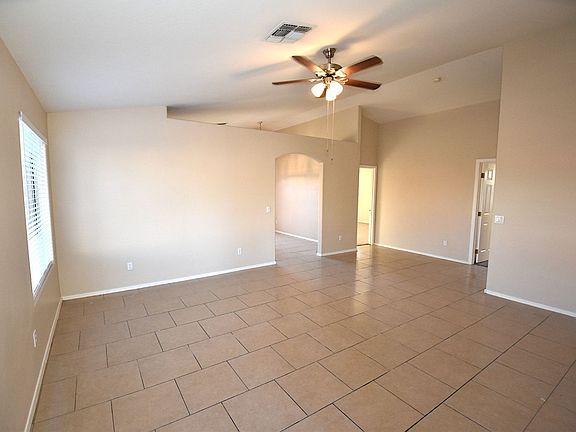 3rd image of 10619 E Camino St