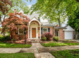 23540 Sheridan St, Dearborn, MI 48128