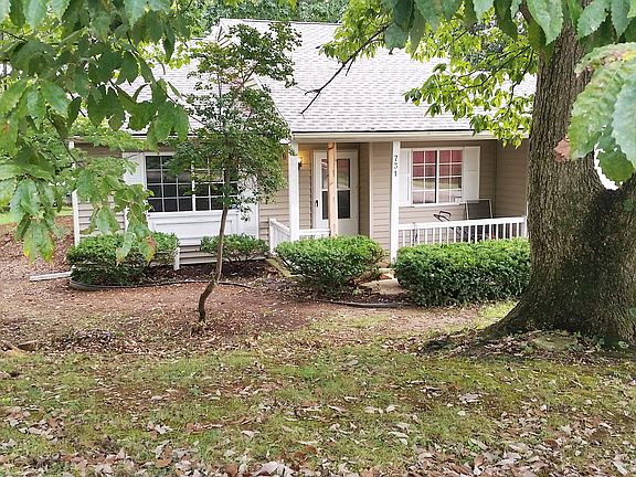 2nd image of 731 N Paddington Way