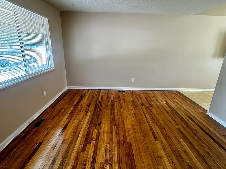 1156 Mount Werner Cir — Photo 5