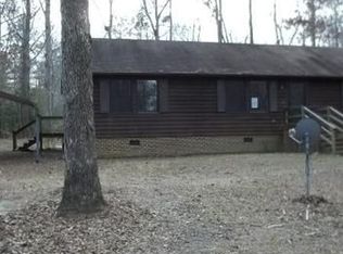 11305 Brittles Mill Rd, Wakefield, VA 23888