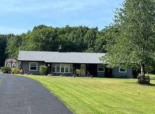 11515 Taylor May Rd, Chagrin Falls, OH 44023