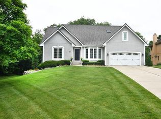 5149 NE Ash Grove Dr, Lees Summit, MO 64064