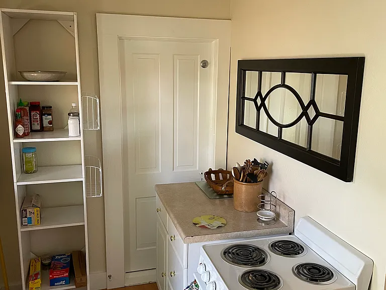 74 Cloman Ave — Photo 7