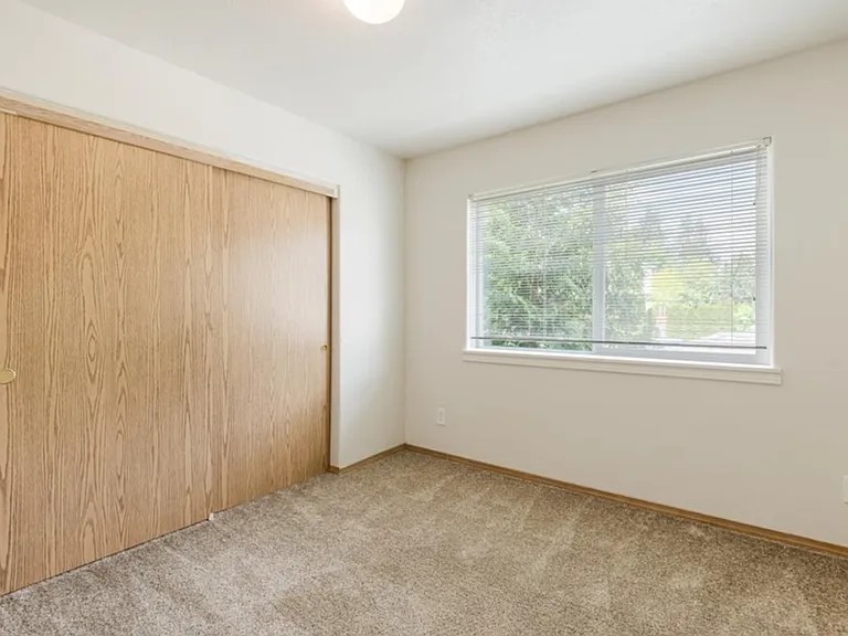 Dalton Park Apartments — Photo 14