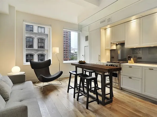 93 Worth St Suite 405, New York, NY 10013