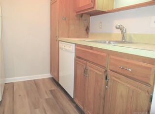 34 Padanaram Rd #308, Danbury, CT 06811