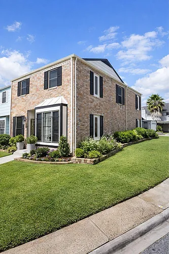 8351 Ariel St Photo 1