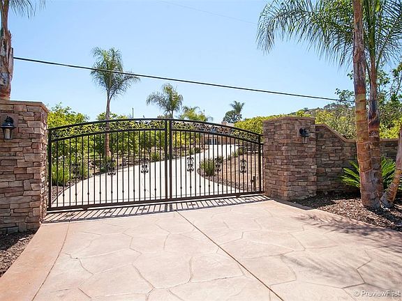 2nd image of 30044 Red Mountain Dr