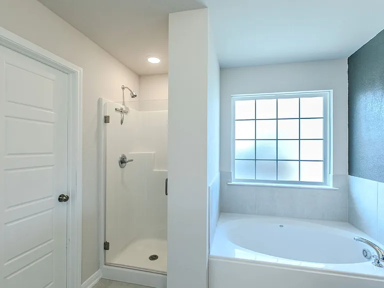 113 University Ave — Photo 14