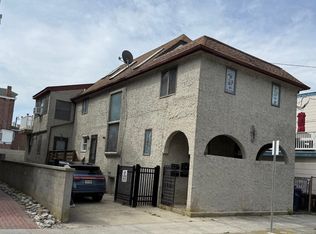 208 E Spencer Ave, Wildwood, NJ 08260