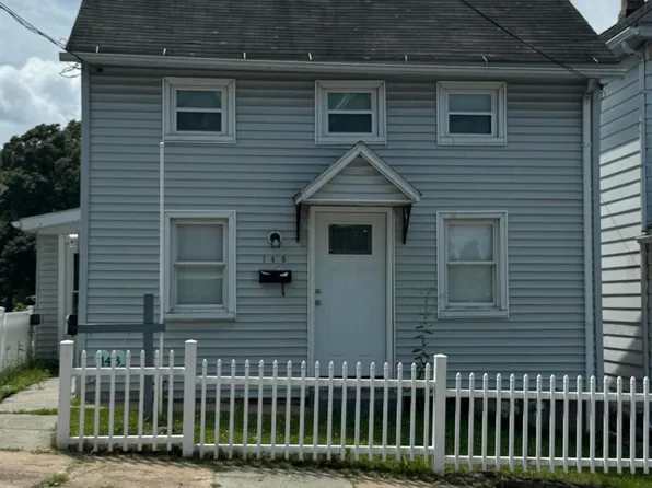 148 E Pine St, Dunmore, PA 18512