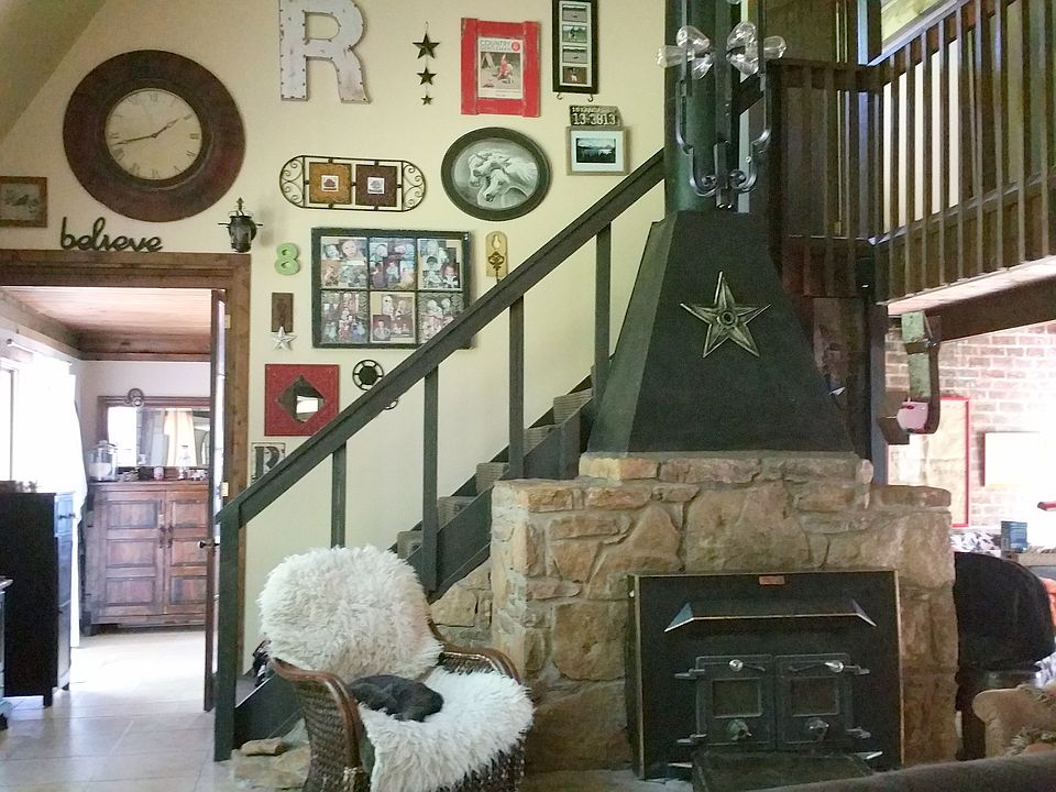 2nd image of 6621 Marion Rd