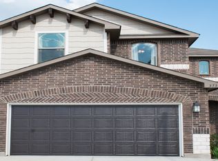 3733 Jose C Santos Dr, Laredo, TX 78046