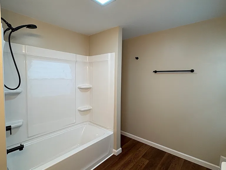 415 Rightmeyer St — Photo 10