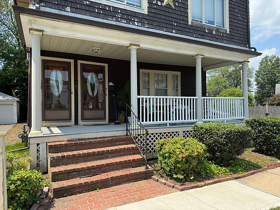 2nd image of 79 Lamoille Ave