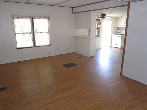 3rd image of 2525 Clemson Ave