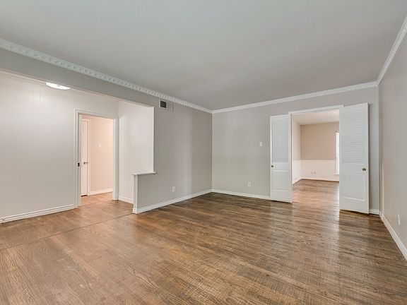 4th image of 11643 Rogue Way