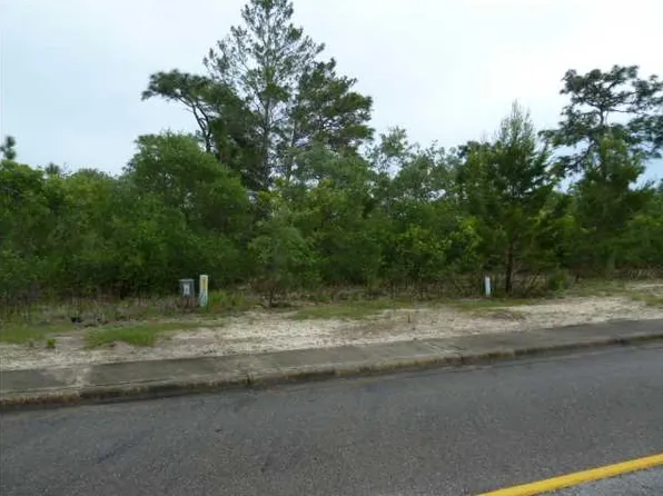 148 Anhinga Trail St, Lanark Village, FL 32323
