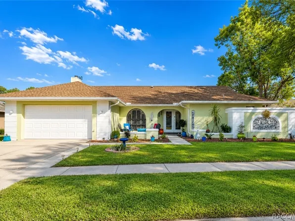 8930 Brooker Dr, New Port Richey, FL 34655