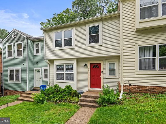 2nd image of 11807 Summer Oak Dr