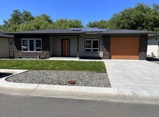 3010 Nellie Way, Fortuna, CA 95540