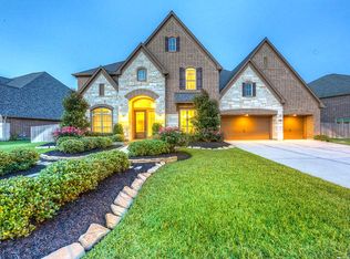 10002 Durango Path Ln, Cypress, TX 77433