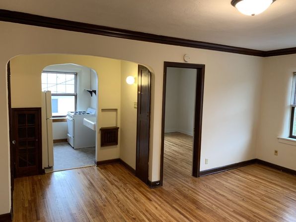 1642 Charles Ave #105