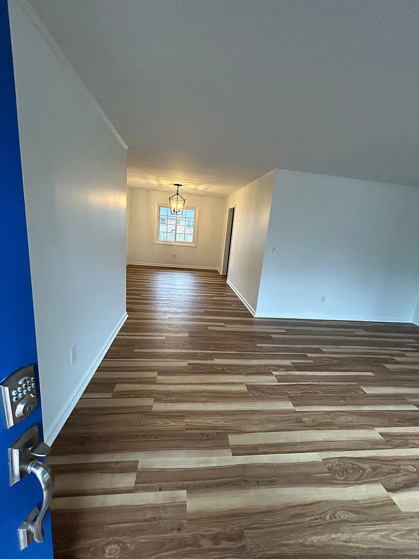 110 Norwood Dr photo 1
