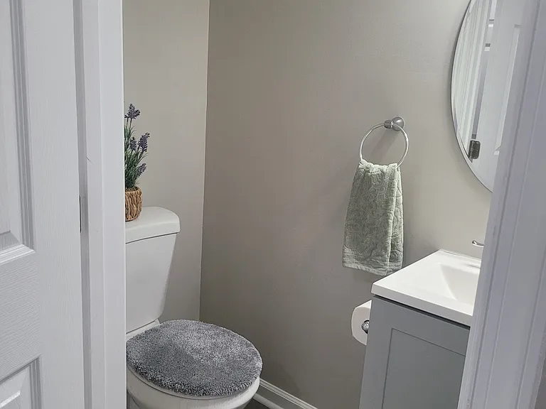 16309 Holly Hill Dr — Photo 12